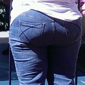 Bosseuse de ouf qui craque au printemps! Carla - rencontre-MILF-Nice