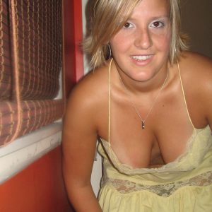 Une nuit torride avec une quinquagénaire en manque de sexe Marie-Pierre - rencontre-Cougar-Nîmes