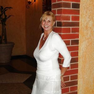 Nina - rencontre-Cougar-Avignon