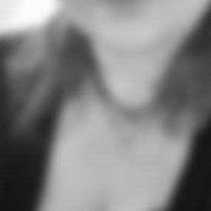 Corinne - rencontre-Cougar-Fréjus