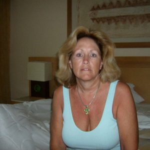 Lina - rencontre-Cougar-Sarcelles