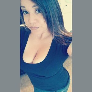 Baiser et flirter, c’est tout ce que je veux ! Maëlle - rencontre-Cougar-Rennes