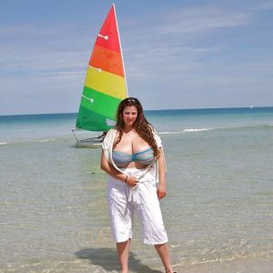 La Parfumeuse Solitaire Clara - rencontre-Milf-Grasse